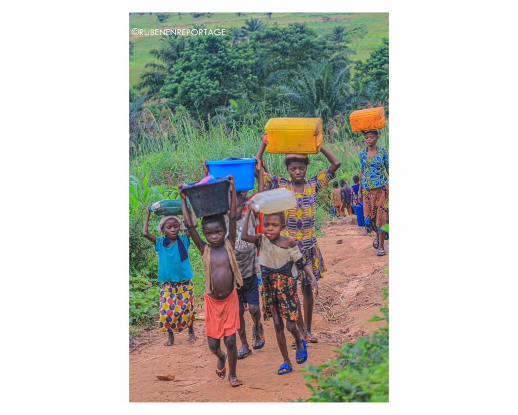 Article : Photoreportage : l’accès à l’eau potable, un défi quotidien dans les zones rurales de la RDC