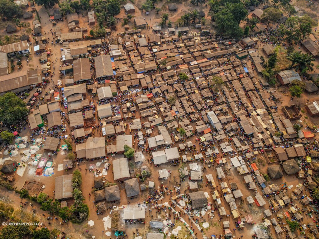 Article : Quand le commerce s’invite dans les critères de mariage dans mon village